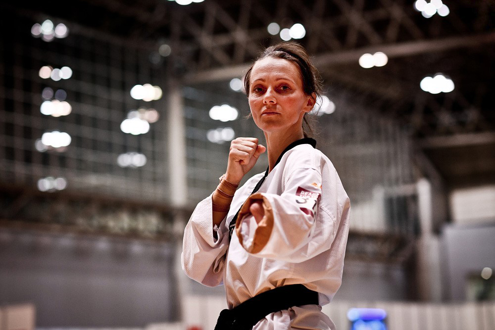LIsa Gjessind træner taekwondo trods kræftforløb